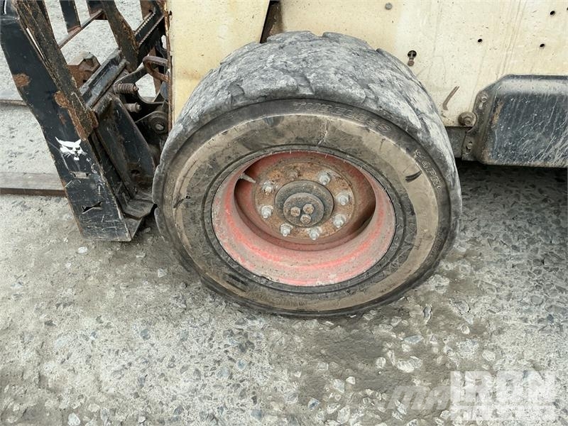 Bobcat S300 Skid steer loaders