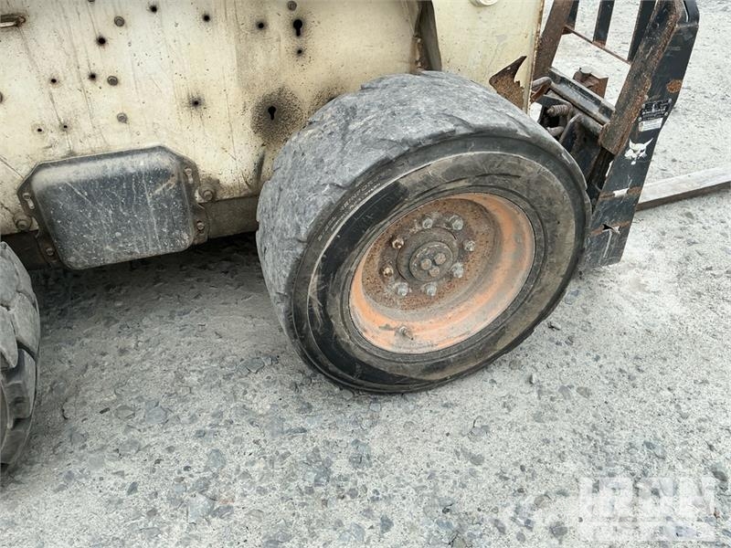 Bobcat S300 Skid steer loaders