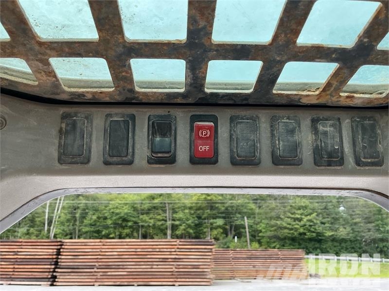 Bobcat S300 Skid steer loaders
