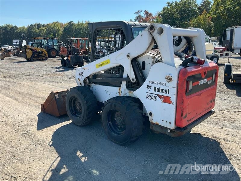 Bobcat S650 Skid steer loaders