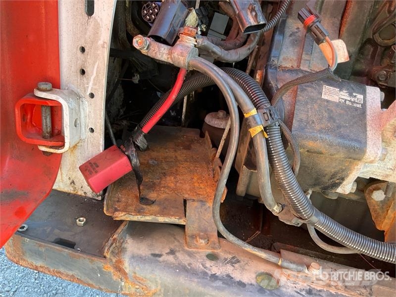 Bobcat S650 Skid steer loaders
