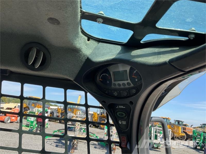 Bobcat S650 Skid steer loaders