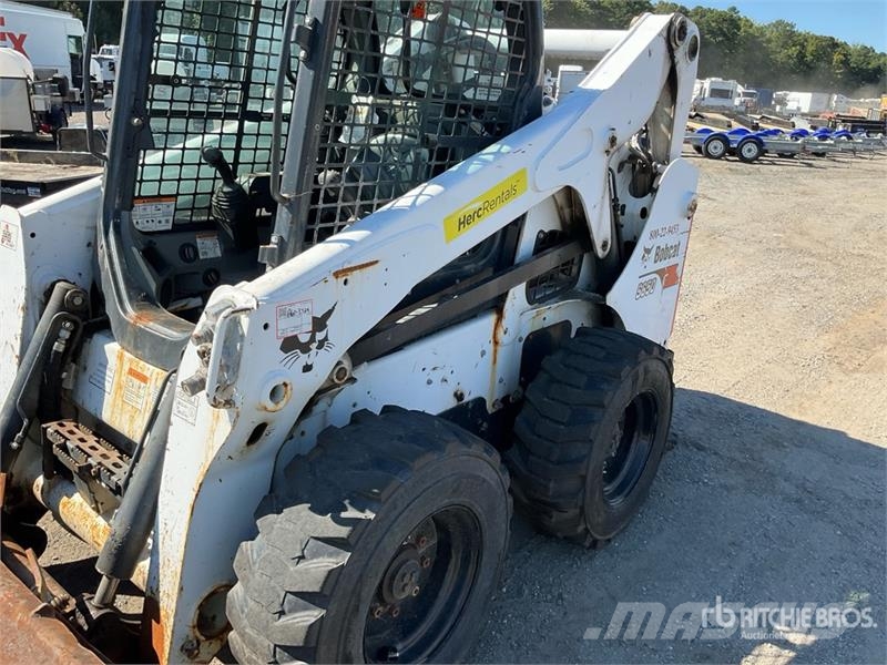 Bobcat S650 Skid steer loaders