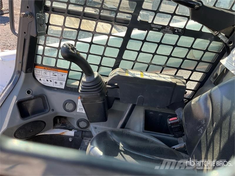 Bobcat S650 Skid steer loaders