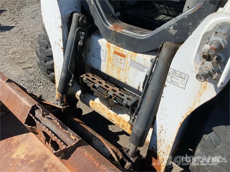 Bobcat S650 Skid steer loaders