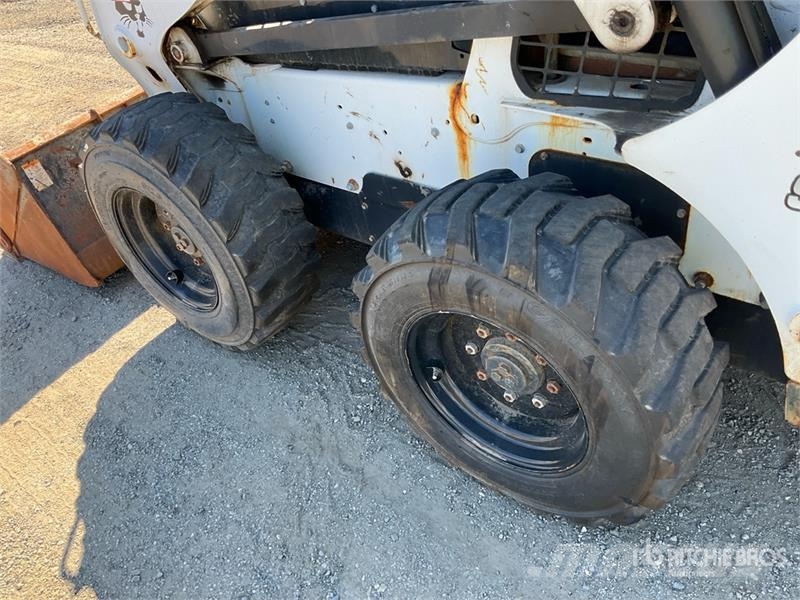 Bobcat S650 Skid steer loaders