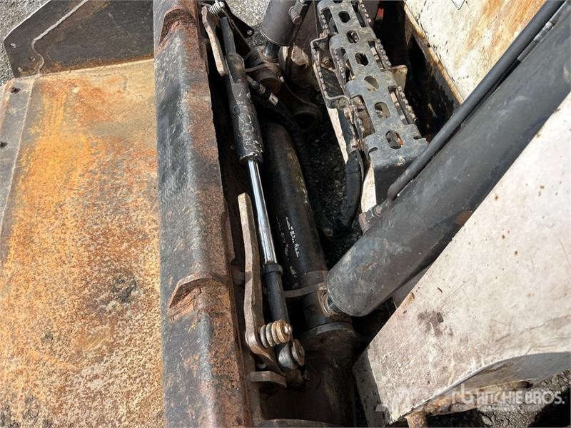Bobcat S650 T4 Two-Speed Skid Steer Loader Мини-погрузчики