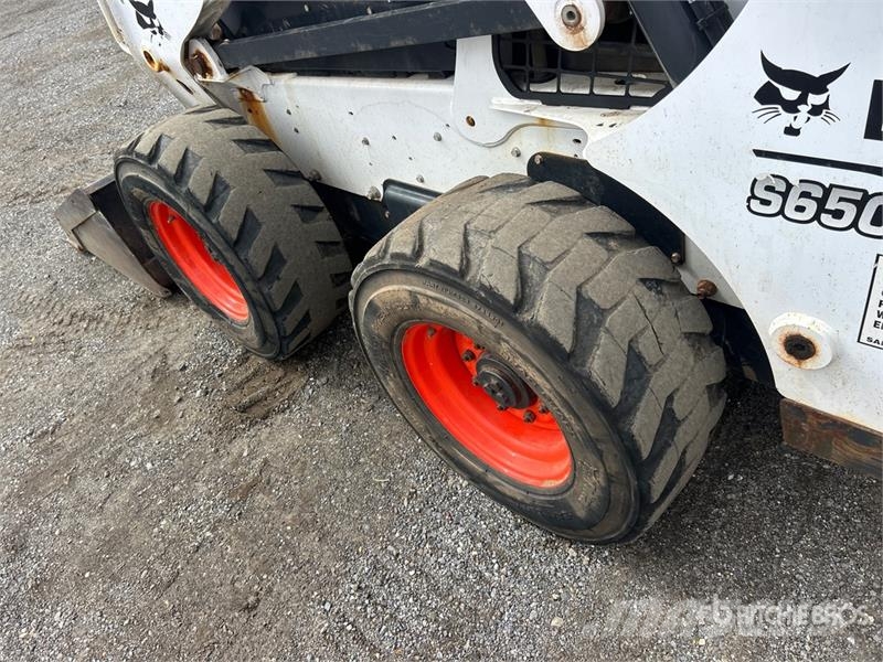 Bobcat S650 T4 Two-Speed Skid Steer Loader Мини-погрузчики