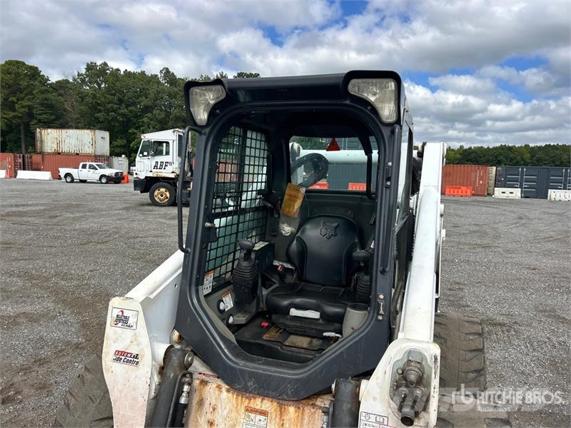 Bobcat S650 T4 Two-Speed Skid Steer Loader Мини-погрузчики