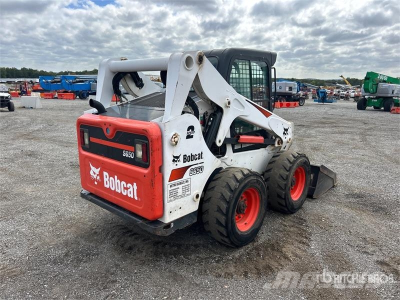 Bobcat S650 T4 Two-Speed Skid Steer Loader Мини-погрузчики