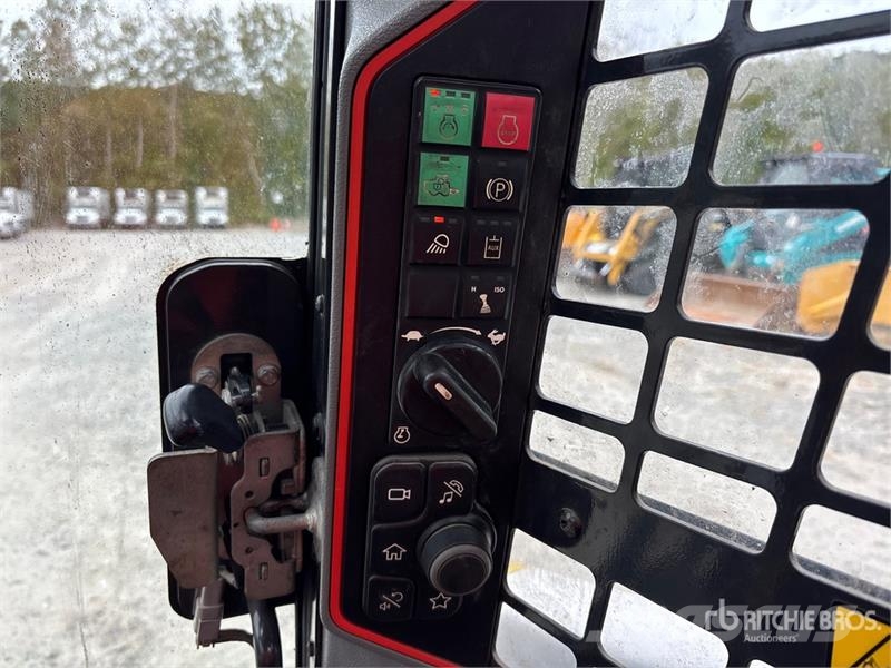 Bobcat S76 Two-Speed Skid Steer Loader (Inoperable) لوادر انزلاقية التوجيه