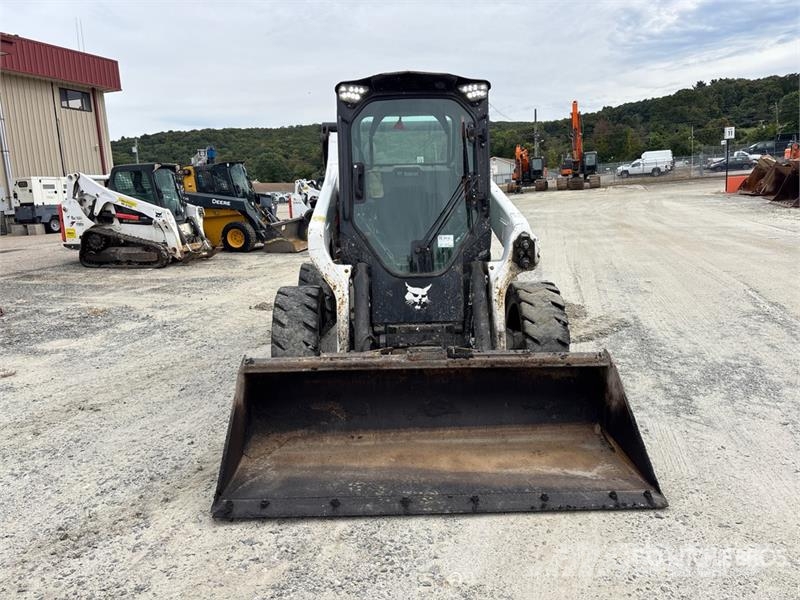 Bobcat S76 Two-Speed Skid Steer Loader (Inoperable) لوادر انزلاقية التوجيه