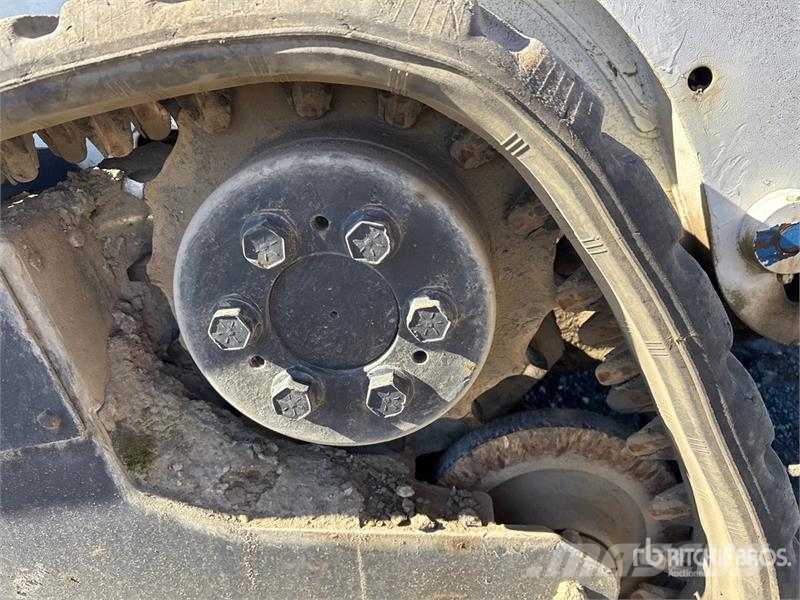 Bobcat T190 Мини-погрузчики