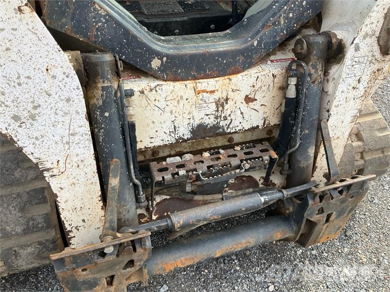 Bobcat T750 Мини-погрузчики