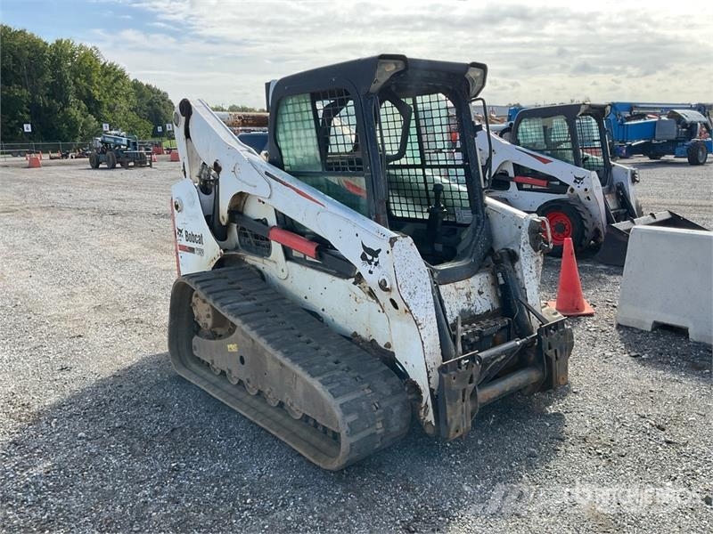 Bobcat T750 Мини-погрузчики