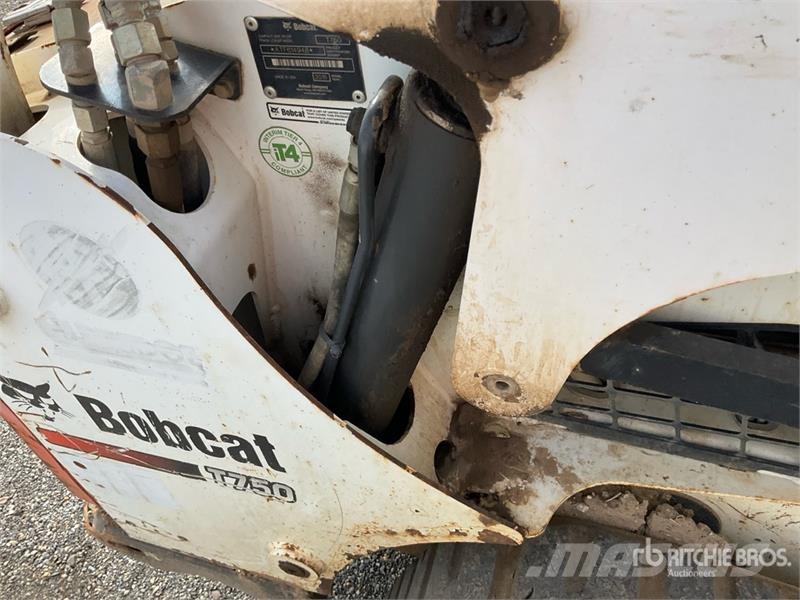 Bobcat T750 Мини-погрузчики