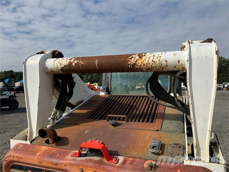 Bobcat T750 Мини-погрузчики