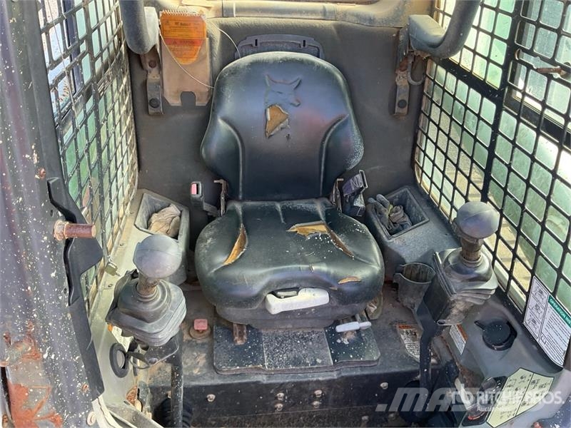 Bobcat T750 Мини-погрузчики