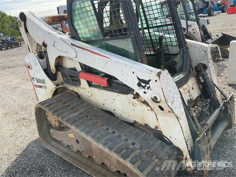 Bobcat T750 Мини-погрузчики