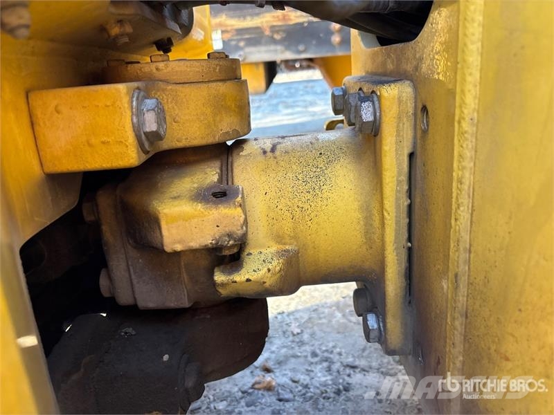 Bomag BW120 AD4 Double Drum Roller 雙輪滾壓機