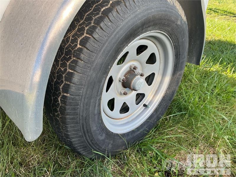 Bravo WX58SA 8 ft S/A Enclosed Trailer مقطورات ذات هيكل صندوقي