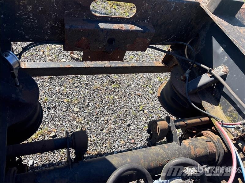Bull Moose Heavy Haul X-L Specialized S/A Booster Axle Diger çekiciler