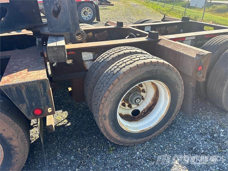 Bull Moose Heavy Haul X-L Specialized S/A Booster Axle Diger çekiciler