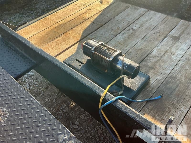 BWise 18 ft T/A Tilt Deck Trailer 低架裝載車