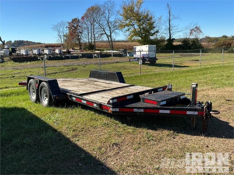 BWise 18 ft T/A Tilt Deck Trailer Reboques carga baixa
