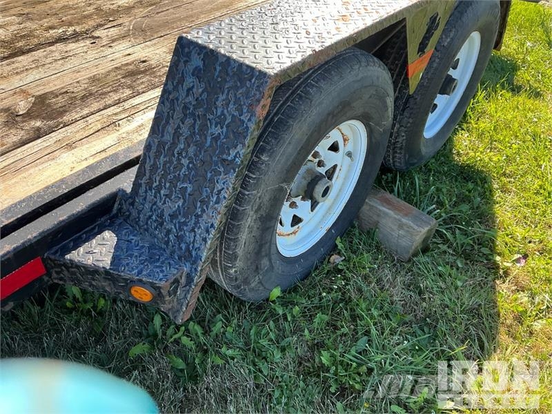 BWise 18 ft T/A Tilt Deck Trailer Reboques carga baixa