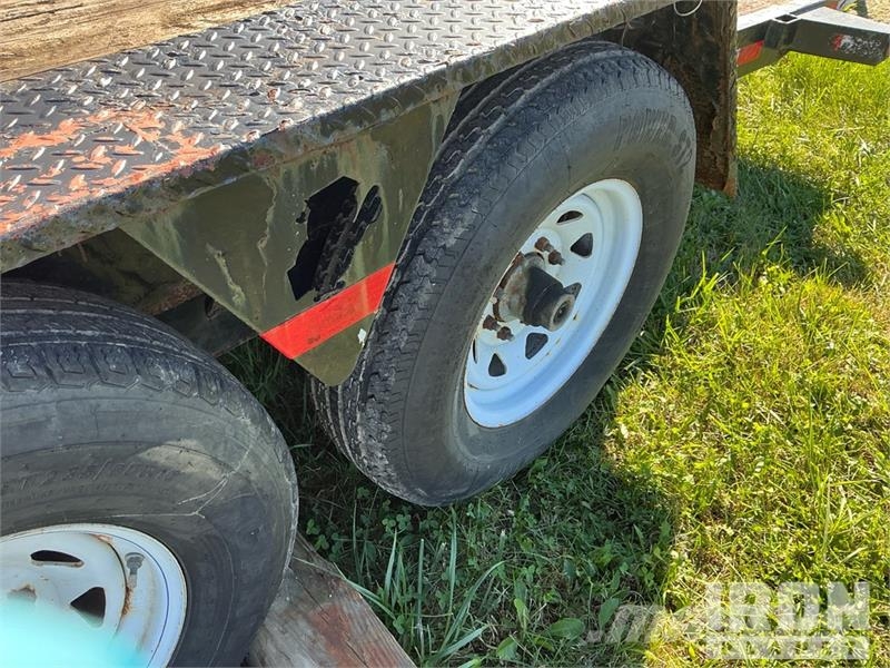 BWise 18 ft T/A Tilt Deck Trailer Reboques carga baixa