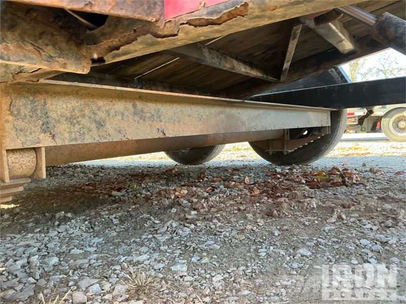 BWise 18 ft T/A Tilt Deck Trailer 低架裝載車