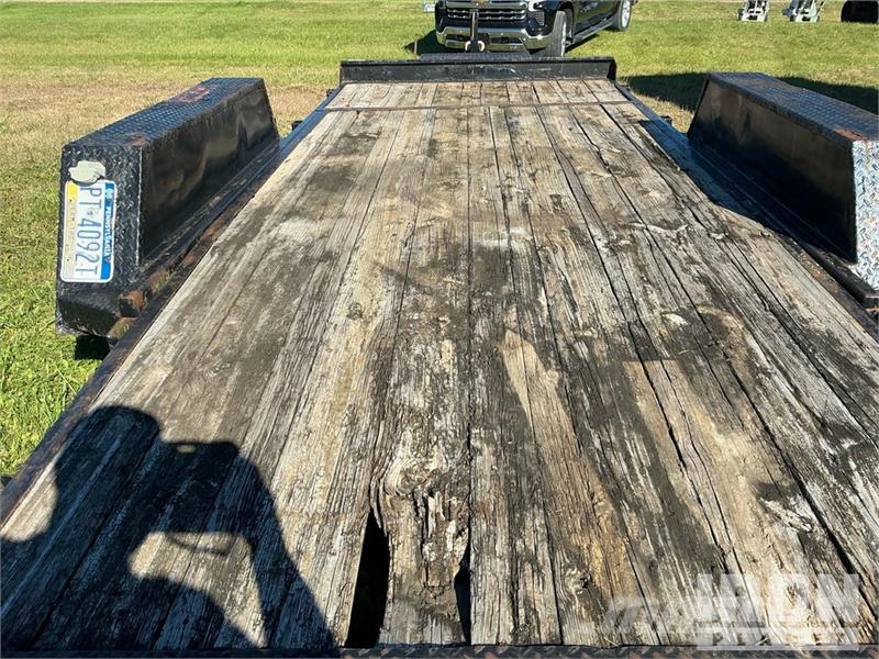 BWise 18 ft T/A Tilt Deck Trailer Reboques carga baixa