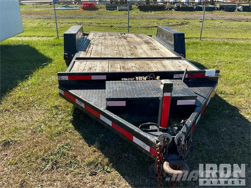 BWise 18 ft T/A Tilt Deck Trailer Reboques carga baixa