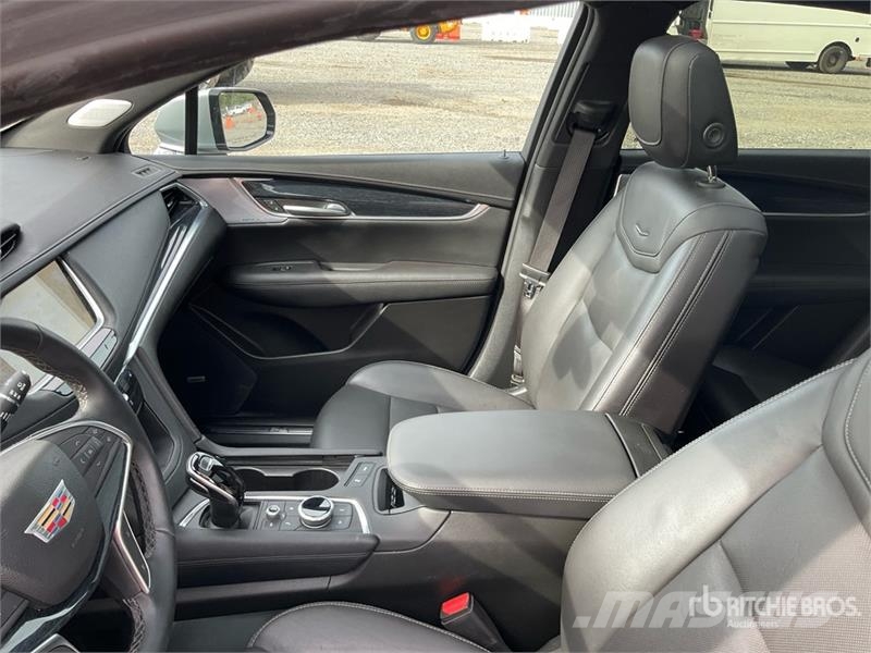 Cadillac XT5 SUV 汽车