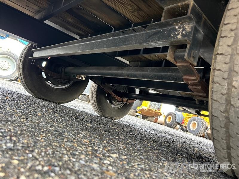 Cam Superline 22 ft Equipment Trailer Rimorchio per il trasporto di veicoli