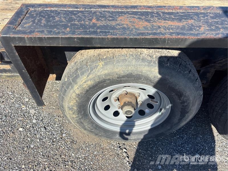 Cam Superline 5CAM16 16 ft T/A Equipment Trailer Přívesy na přepravu automobilů