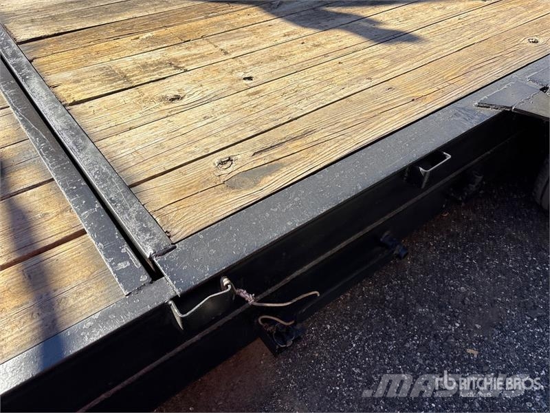  Carry-On 24 ft T/A Tilt Deck Trailer 低架裝載車