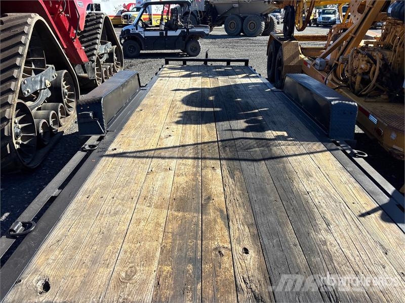  Carry-On 24 ft T/A Tilt Deck Trailer 低架裝載車