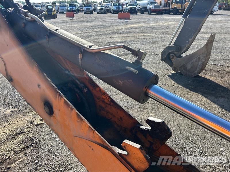 CASE 4x4 Backhoe Loader (Inoperable) Graaf-laadcombinaties