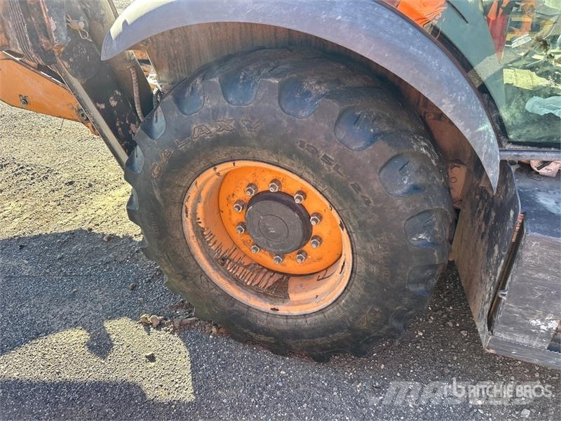 CASE 4x4 Backhoe Loader (Inoperable) Graaf-laadcombinaties