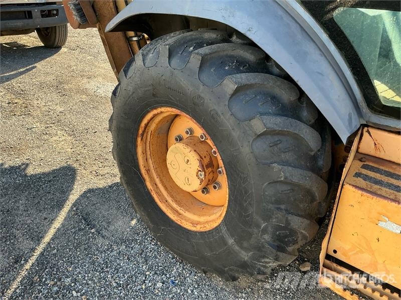 CASE 580 Super L Series 2 Backhoe Loader لوادر ذات جرافات عكسية