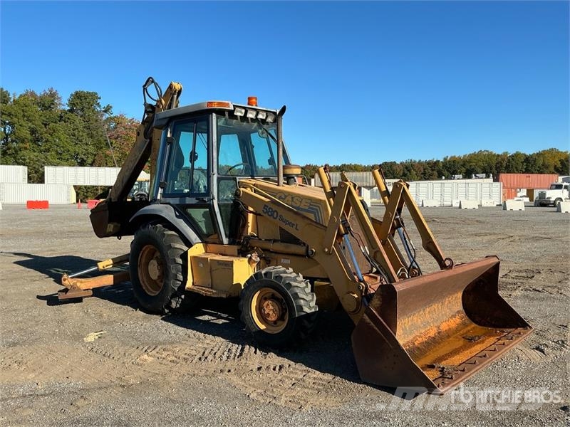 CASE 580 Super L Series 2 Backhoe Loader لوادر ذات جرافات عكسية