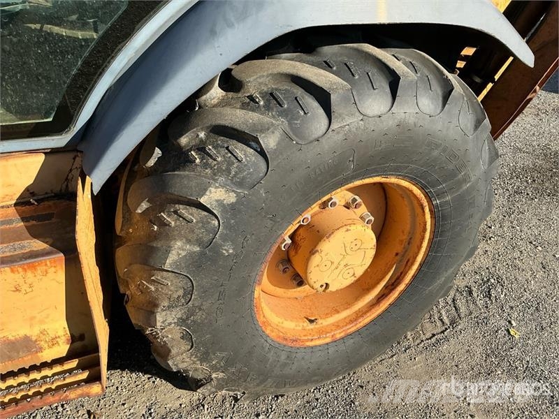 CASE 580 Super L Series 2 Backhoe Loader لوادر ذات جرافات عكسية