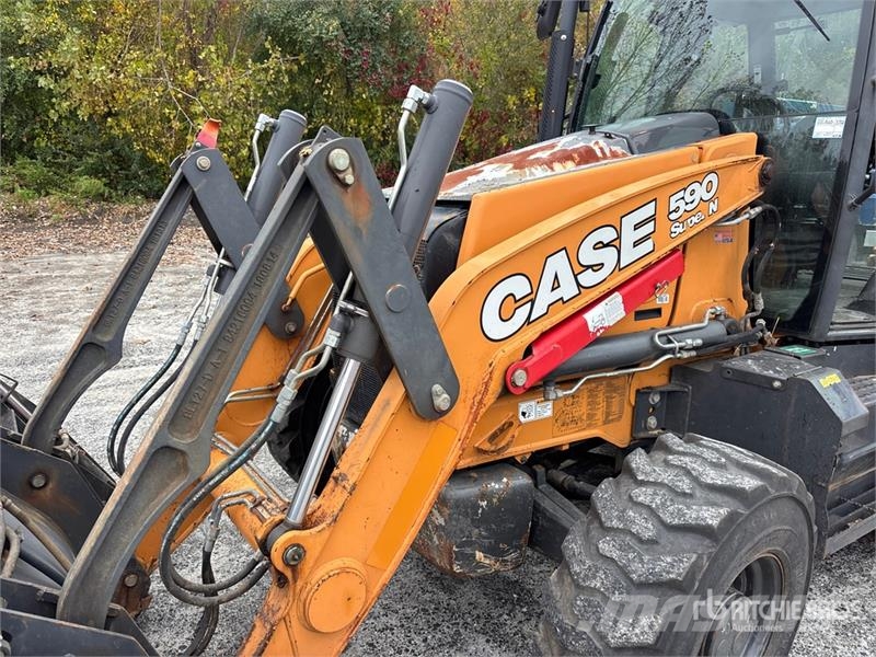 CASE 590SN 4x4 Backhoe Loader TLB's