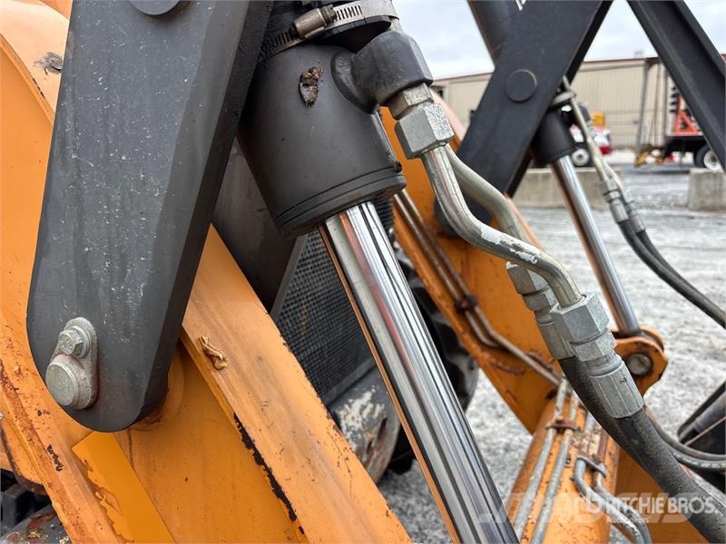 CASE 590SN 4x4 Backhoe Loader TLB's