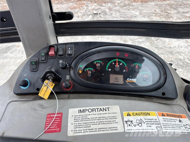 CASE 590SN 4x4 Backhoe Loader TLB's
