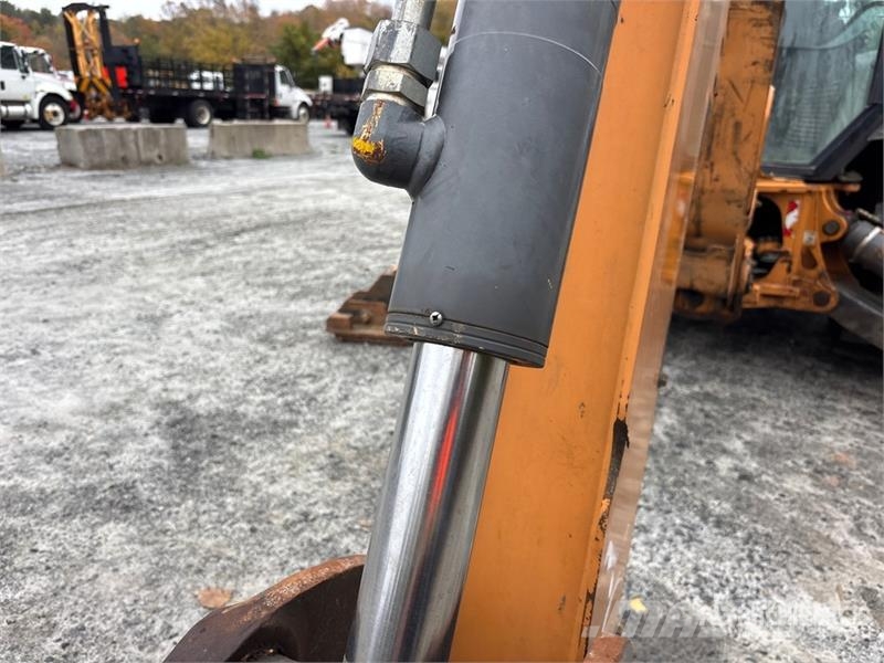 CASE 590SN 4x4 Backhoe Loader TLB's