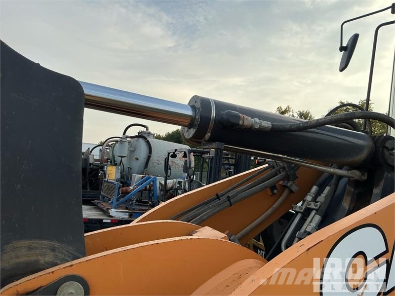 CASE 621G Wheel Loader Wheel loaders