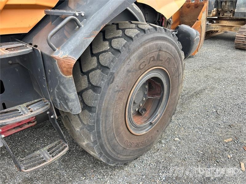 CASE 821G Wielladers
